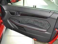 2012款 C63 6.3L 自动 限量版