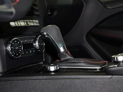 2012款 C63 6.3L 自动 限量版