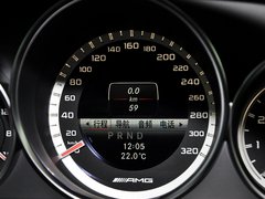 2012款 C63 6.3L 自动 限量版