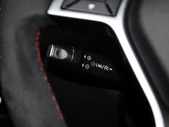 2012款 C63 6.3L 自动 限量版