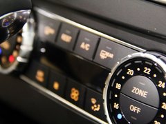 2012款 C63 6.3L 自动 限量版