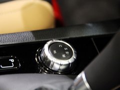 2012款 C63 6.3L 自动 限量版