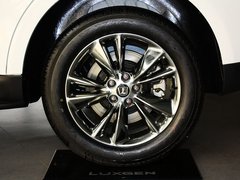 2013款 2.2T 自动 四驱旗舰型 5座