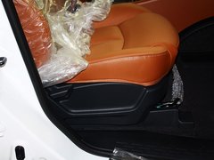 2013款 2.2T 自动 四驱旗舰型 5座