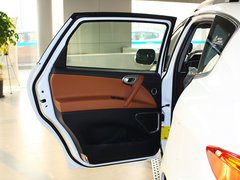 2013款 2.2T 自动 四驱旗舰型 5座