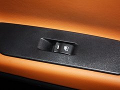 2013款 2.2T 自动 四驱旗舰型 5座