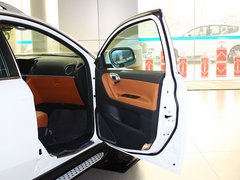 2013款 2.2T 自动 四驱旗舰型 5座