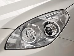 2013款 2.2T 自动 两驱智慧型 5座