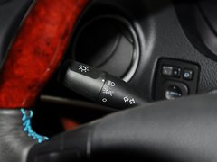 2013款 2.2T 自动 两驱智慧型 5座