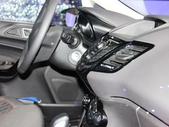2013款 两厢 1.5L 手动 风尚型