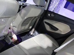 2013款 两厢 1.5L 手动 风尚型