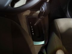 2013款 两厢 1.5L 手动 风尚型