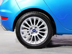 2013款 两厢 1.5L 手动 风尚型