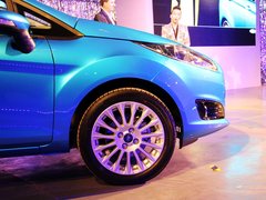 2013款 两厢 1.5L 手动 风尚型