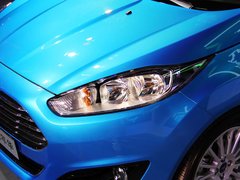 2013款 两厢 1.5L 手动 风尚型