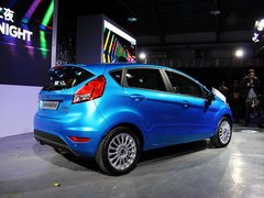 2013款 两厢 1.5L 手动 风尚型