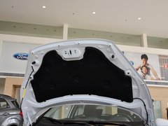 2013款 两厢 1.5L 手动 风尚型