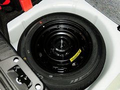 2013款 两厢 1.5L 手动 风尚型
