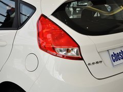 2013款 两厢 1.5L 手动 风尚型