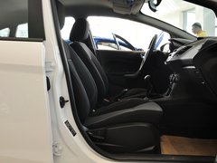 2013款 两厢 1.5L 手动 风尚型