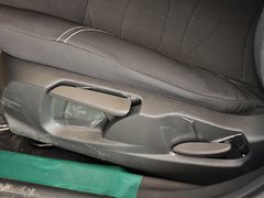 2013款 两厢 1.5L 手动 风尚型