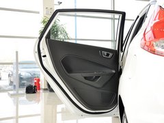 2013款 两厢 1.5L 手动 风尚型