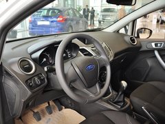 2013款 两厢 1.5L 手动 风尚型