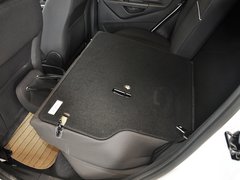 2013款 两厢 1.5L 手动 风尚型