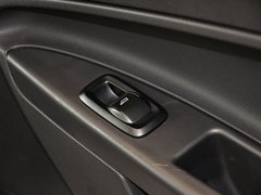 2013款 两厢 1.5L 手动 风尚型