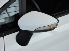 2013款 两厢 1.5L 手动 风尚型