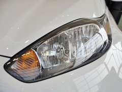 2013款 两厢 1.5L 手动 风尚型