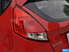 2013款 两厢 1.5L 手动 风尚型