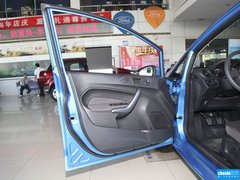 2013款 两厢 1.5L 手动 风尚型