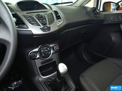 2013款 两厢 1.5L 手动 风尚型