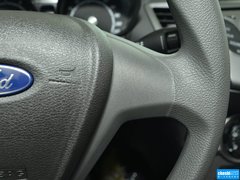 2013款 两厢 1.5L 手动 风尚型