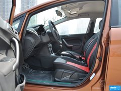 2013款 两厢 1.5L 手动 风尚型