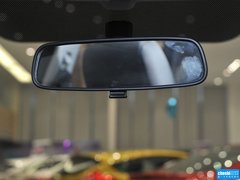2013款 两厢 1.5L 手动 风尚型