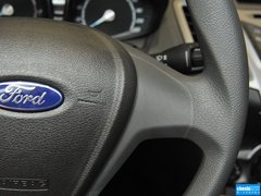 2013款 两厢 1.5L 手动 风尚型