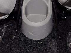 2013款 1.3L 手动 豪华型
