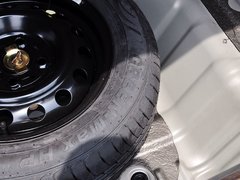 2013款 1.3L 手动 豪华型