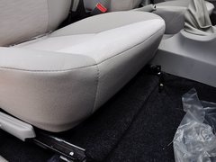 2013款 1.3L 手动 豪华型