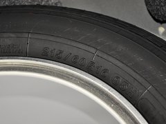 2013款 2.0L 自动 LX