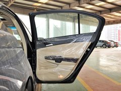 2013款 2.0L 自动 LX
