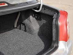 2013款 1.6L 手动 科技型天窗版