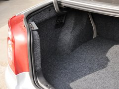 2013款 1.6L 手动 科技型天窗版