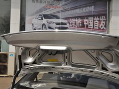 2013款 1.6L 手动 科技型天窗版
