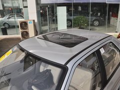 2013款 1.6L 手动 科技型天窗版