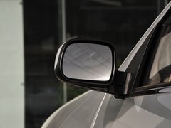 2013款 1.6L 手动 科技型天窗版