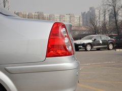 2013款 1.6L 手动 科技型天窗版