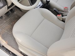 2013款 1.6L 手动 科技型天窗版